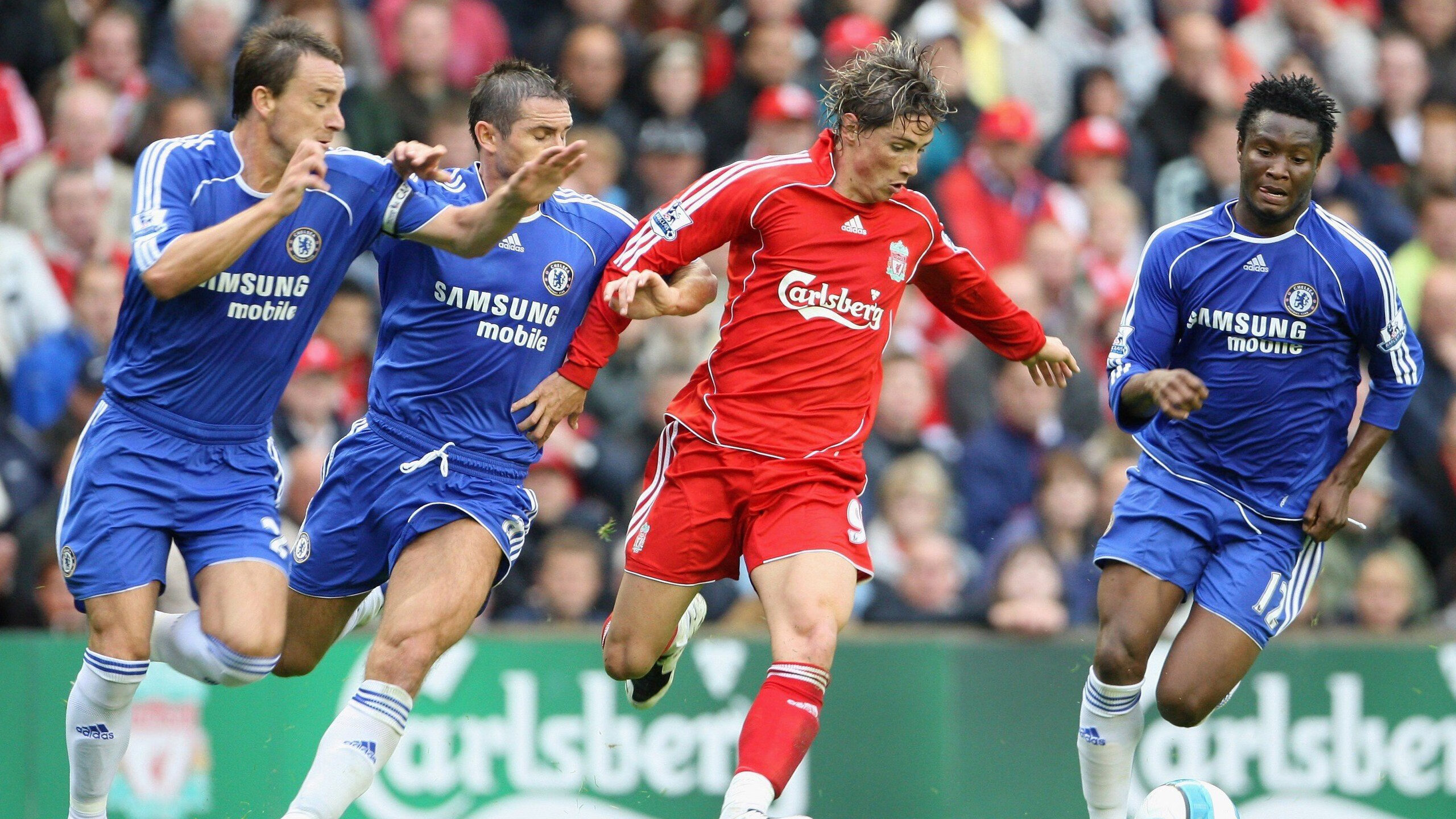 mk体育app下载-世界杯绝佳瞬间：令人动容的高光时刻集锦，世界杯经典镜头